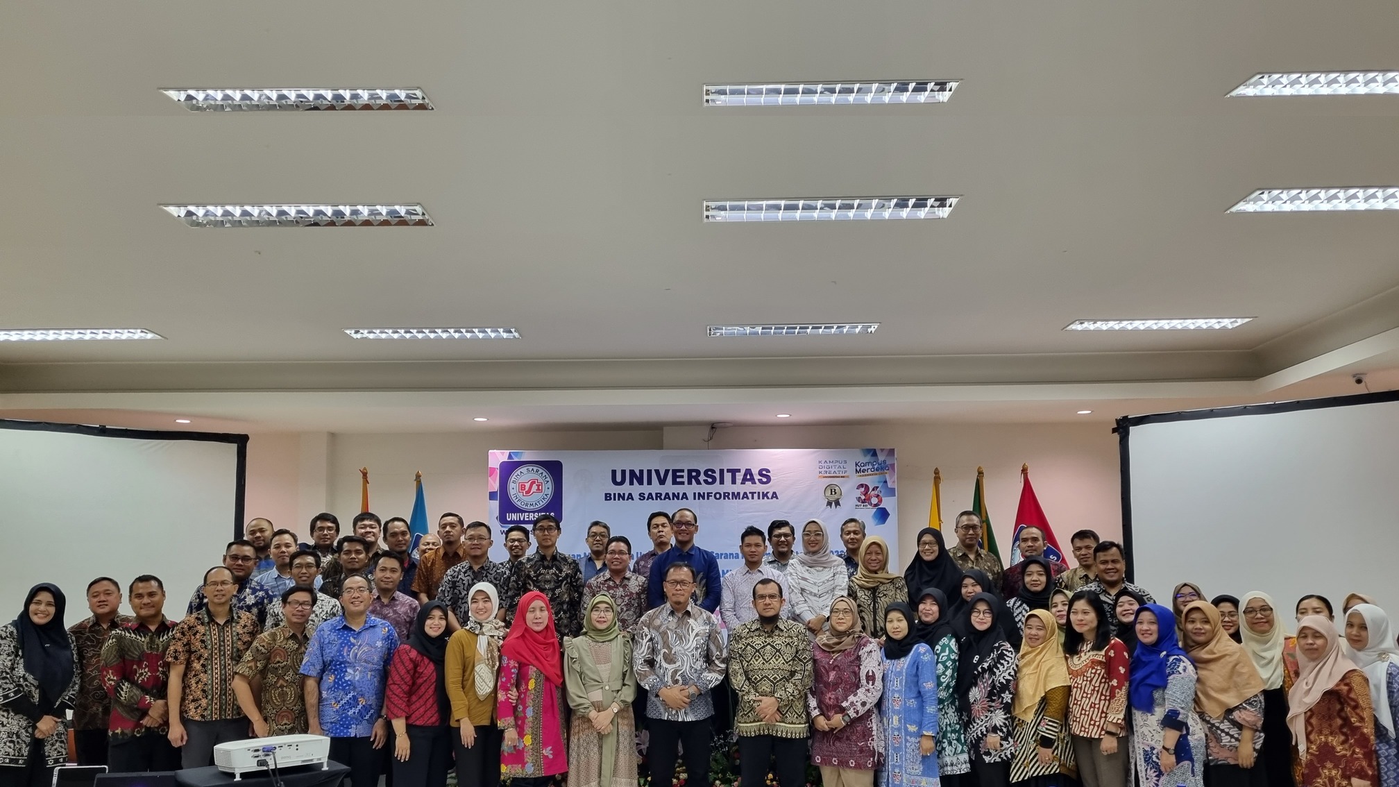 Menuju Kampus Digital Kreatif Yang Unggul, Universitas Bina Sarana Informatika Optimalkan Tindak Lanjut Temuan AMI Siklus 5 Melalui Rapat Tinjauan Manajemen